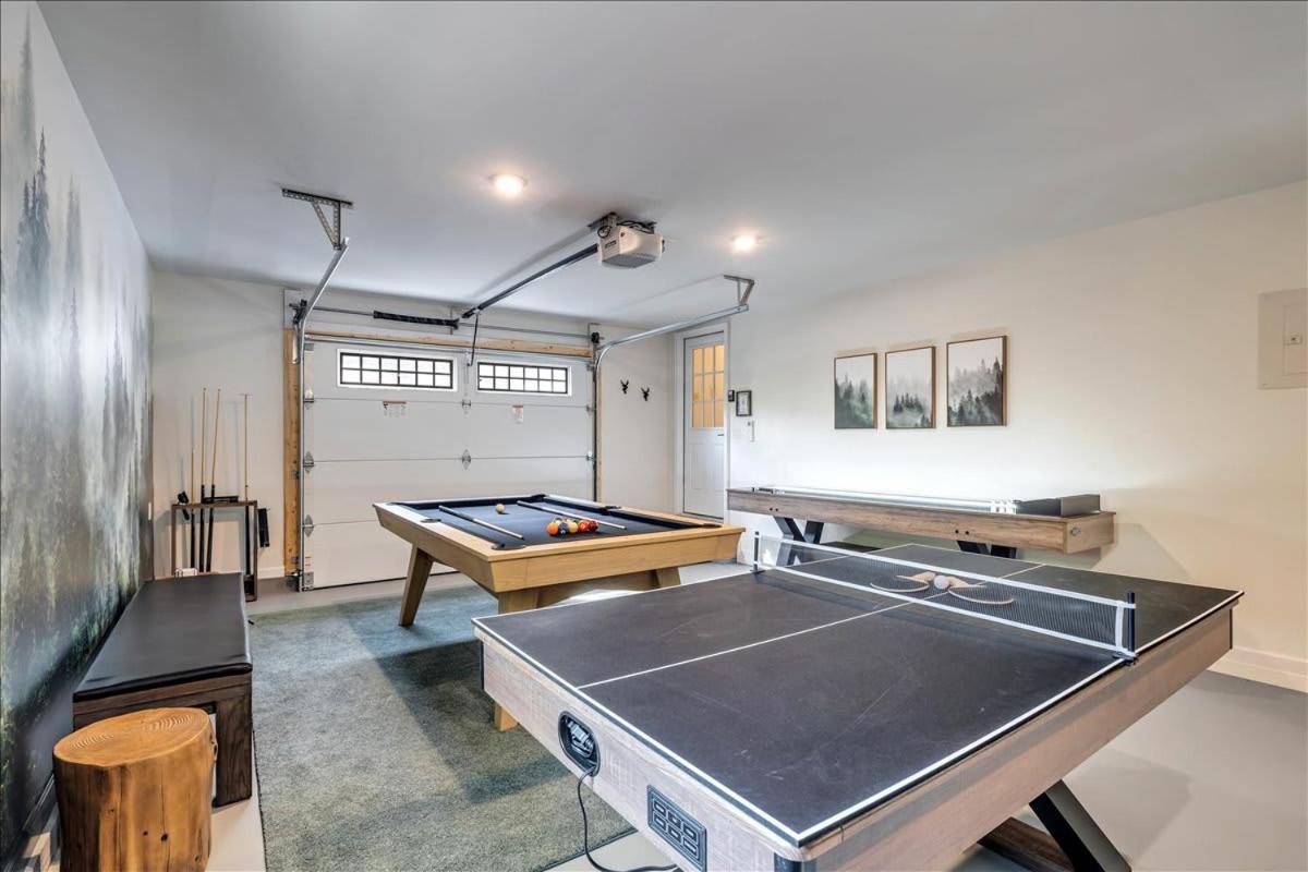 Luxury Hot Tub Sauna Game Dog Friendly Holiday home *