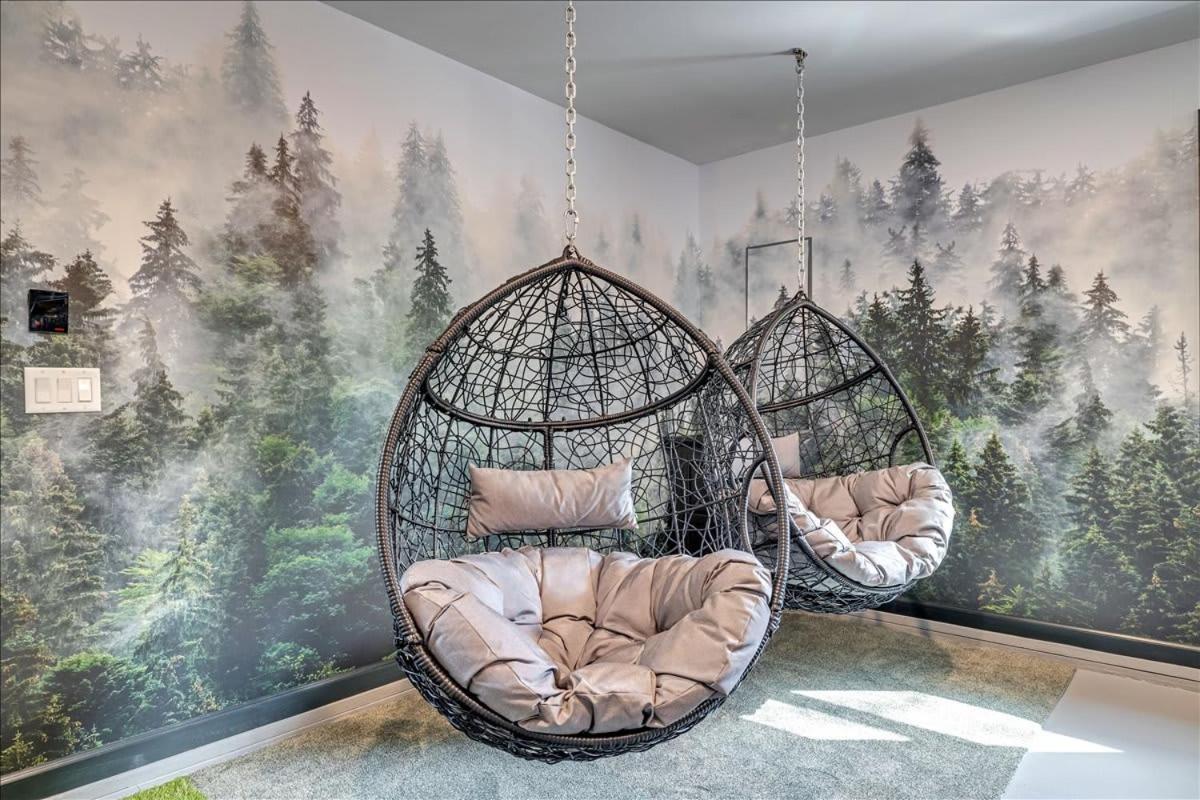 Luxury Hot Tub Sauna Game Dog Friendly
