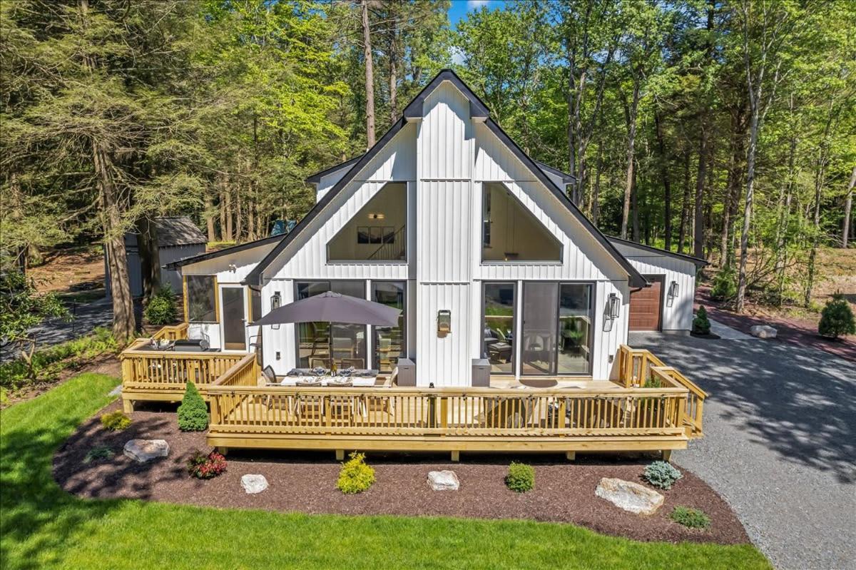 Luxury Hot Tub Sauna Game Dog Friendly *